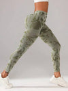 ZASUWA Female Sexy Camouflage Deep V Back Scrunch Bum Leggings