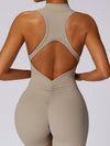 ZASUWA Female Zipper Backless Scrunch Bum Romper