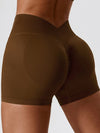 ZASUWA Female Quick-dry V-shaped Waist Scrunch Bum Spandex Gym Booty Shorts
