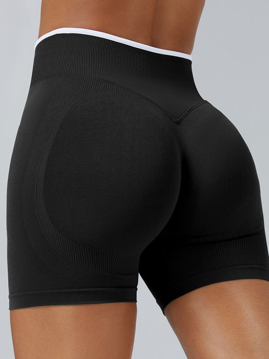 ZASUWA Female Stripes Seamless High-rise Shorts