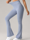 ZASUWA Female Deep V Back Scrunch Bum Flare Pants