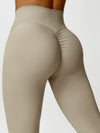 ZASUWA Female Scrunch Bum High-rise Leggings