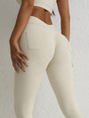 ZASUWA Female Pocket Scrunch Bum Deep V Cargo Leggings