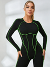 Sexy rückenfreier Overall mit Kontrastfarben-Streifen