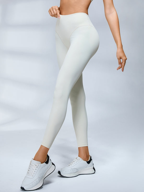 Super Twist Thumbhole Cropped Top