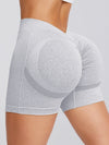 ZASUWA Female Deep V Back Scrunch Bum Seamless Shorts
