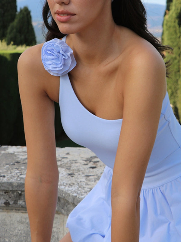 Blumen-Neckholder-Top mit Rückenausschnitt