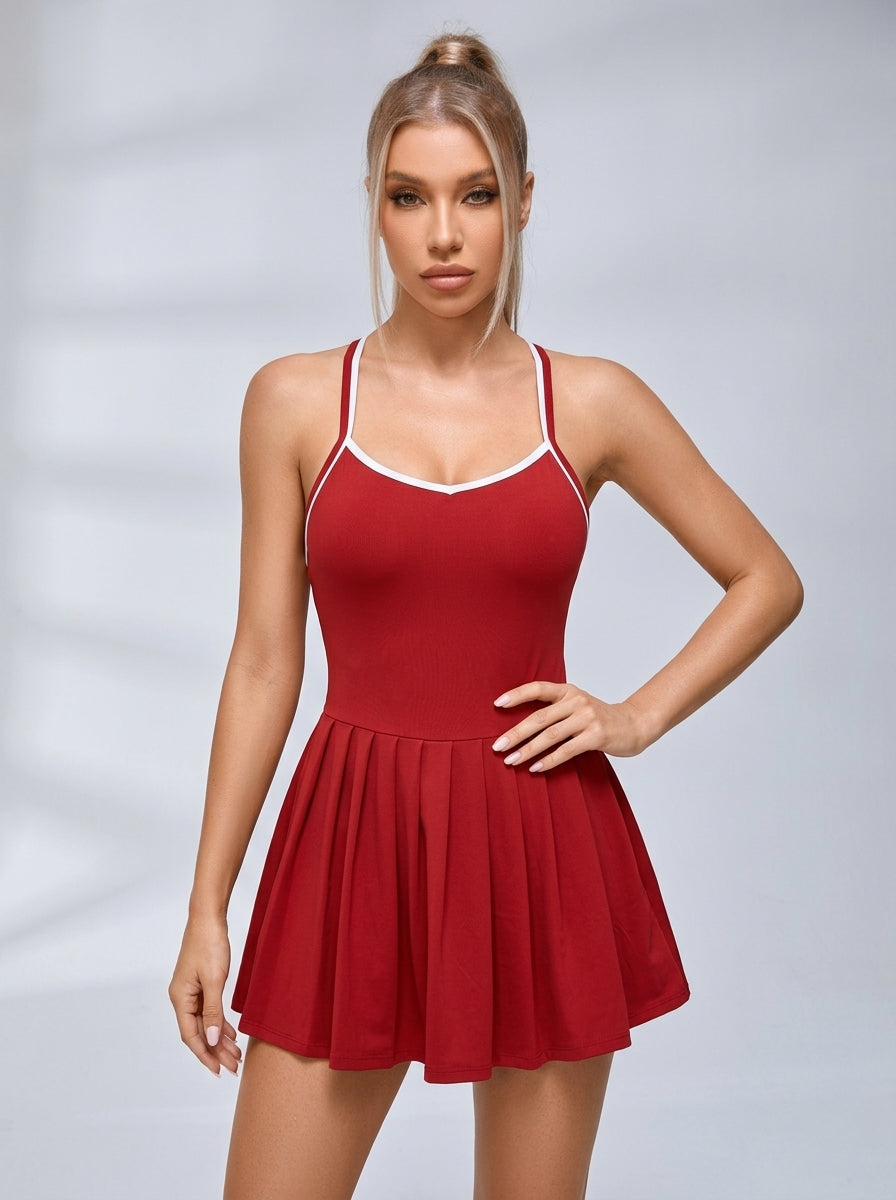 Tennis-Kleid mit Herzförmigem Ausschnitt und Kontrastpaspelierung