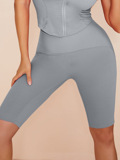 Einfarbige Spandex-Gym-Po-Shorts mit Po-Lift