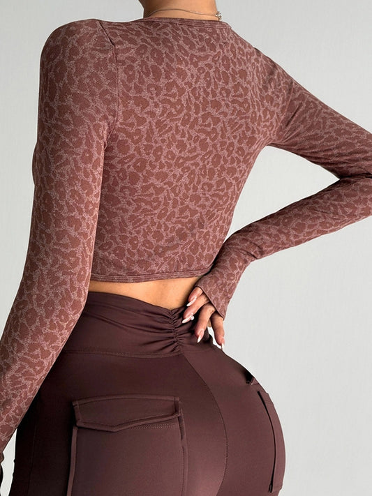 ZASUWA Female Leopard Print Cutout Long Sleeves
