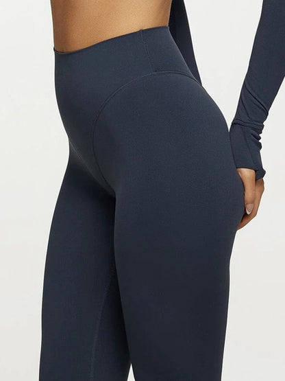 Super Twist Thumbhole Cropped Top