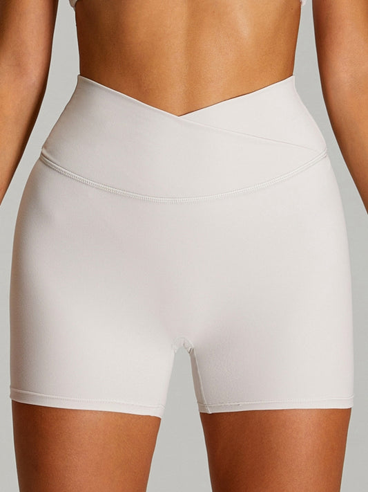 ZASUWA Female V Shape Waist Shorts