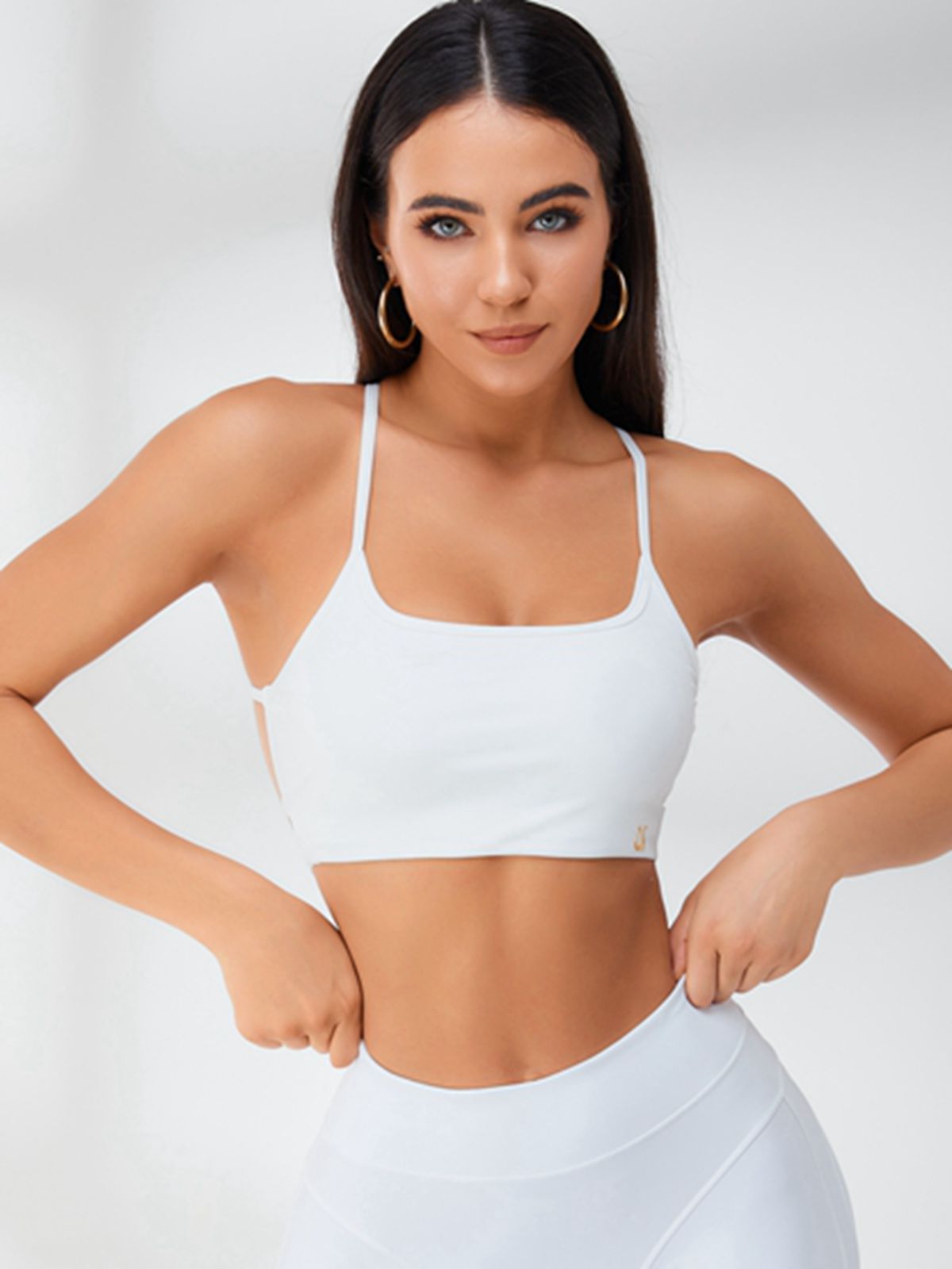 Rückenfreie Sport-BHs zum Verschönern
