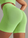 ZASUWA Female Seamless Quick-drying Scrunch Bum Shorts